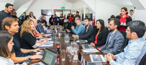 20251028103755eaab5247b87399ab3598fa9a8409fd6f_min