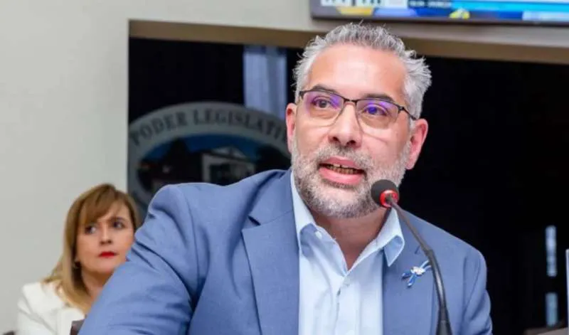 W126lnrlfpd4ousfovl065