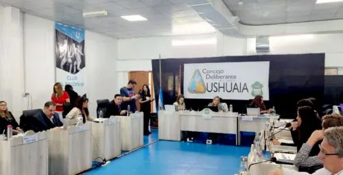 20260104110711c726f38a383e67df295aa76884aaf8d4_min