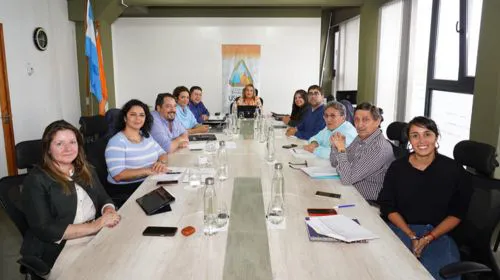 20250312102942b6bbb53a401d295325ee74d3bd30fc9f_min