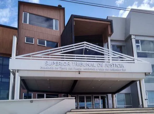 2025101610191854410cf2b29e7ac4567090f8a6ff227e_min