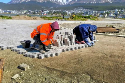 20251130110417979a746d251afe2462d4ebd69df7e1e9_min