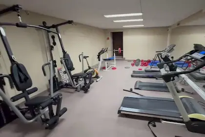 el-polemico-gimnasio-en-WN3XRQVC7VEEJPBOQUVR5IKKDA