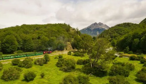 20251126094902555d1ed8e2785053f674f6762f27868a_min