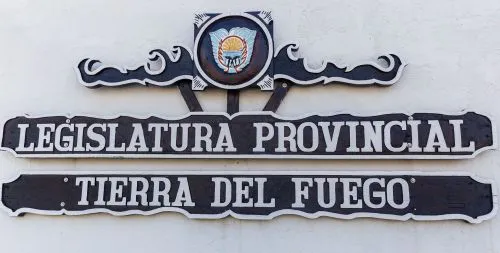 2024111909092151498ed36603fd75026987c879a3a60a_min