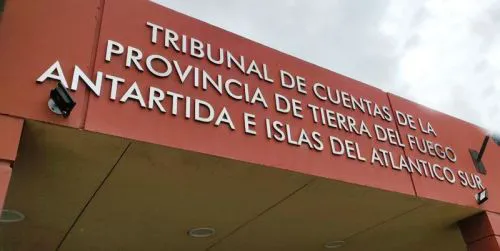 20251202115932c28340f1e24e7007fb68208bcc0153cf_min