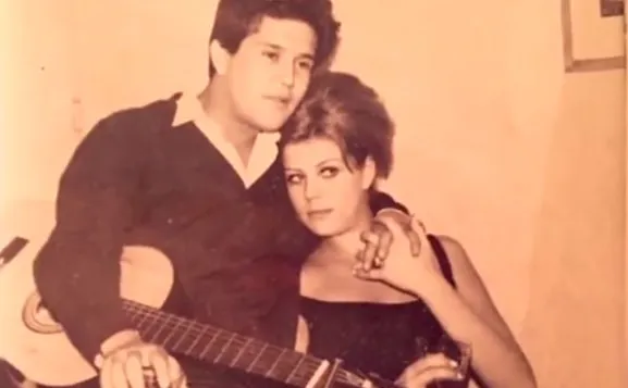 ME2QXMC4URHCDNT4LKPYF4IXLY