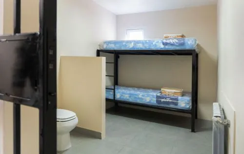 2025110510063471d2f38d656ddc885be2aeef06ab1cb4_min