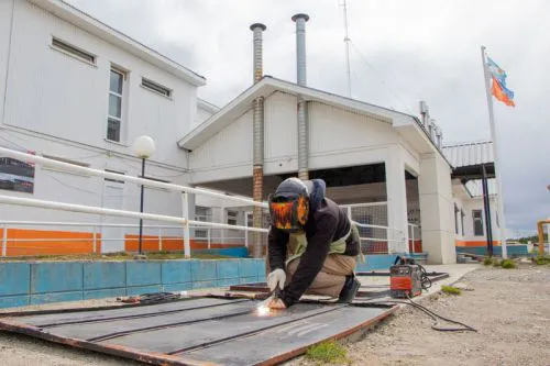 20250219104131c81b74cd73e5096ebcb1907c72c660cf_min