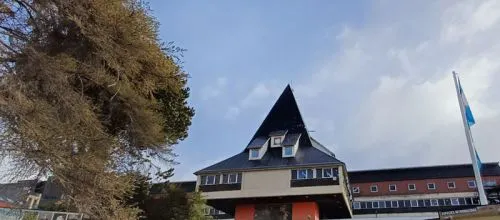 20260112123947a45c2d7969d59a2d70a7656af3fe1489_min