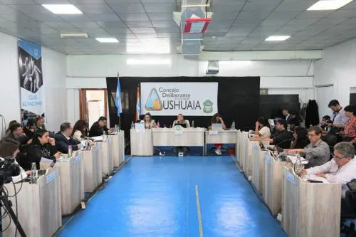 202512170900556782fdf61a0c6e28ccd11c66e3c5d353_min