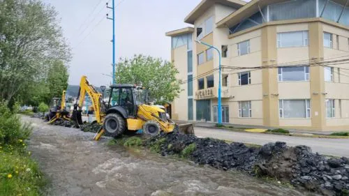 20251116090540545d6df3bf75298b49fd04301f1cdb27_min