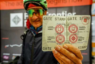 d400_W1261v7c1fg5svm4xm4eybe