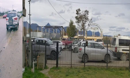 coches mal estacionados, bebidas en la via publica y ruidos en la bombonerita