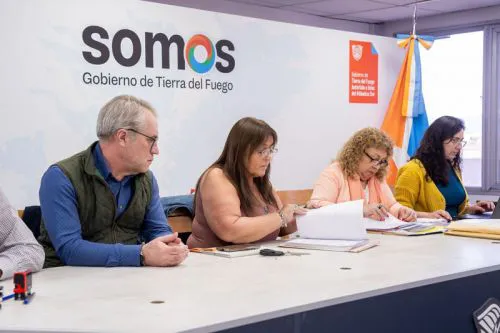 20251016104058d645160aa7aaebe74233efd155b2f99d_min