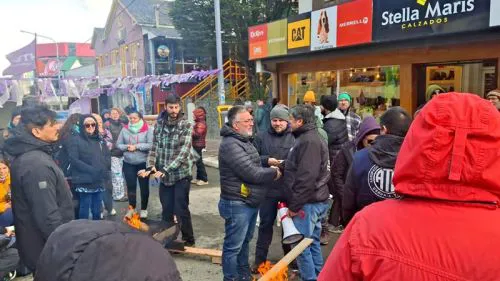 2025090211075759eda78fd83b0aed605dd2d68dbd81d6_min