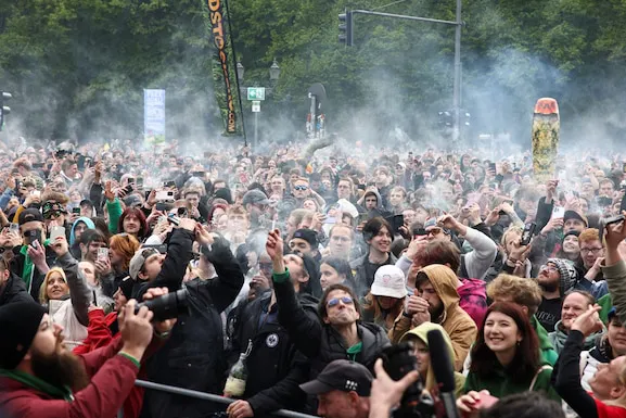 CJUXQEBPLXUE6BC2H4LVFVJHDM