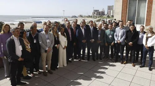 2024090809351818d2a06156ad8e82487835971dc7f4e9_min-1