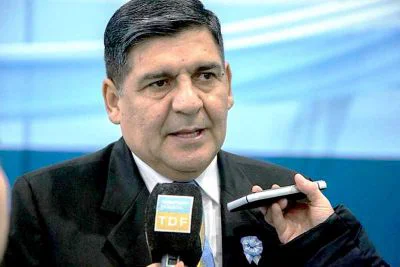 d400_W1261eauk09c5hcsdvwzet1