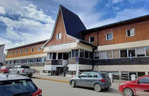 20251119092046ab9c982cf0d6367726b18da502126878_min