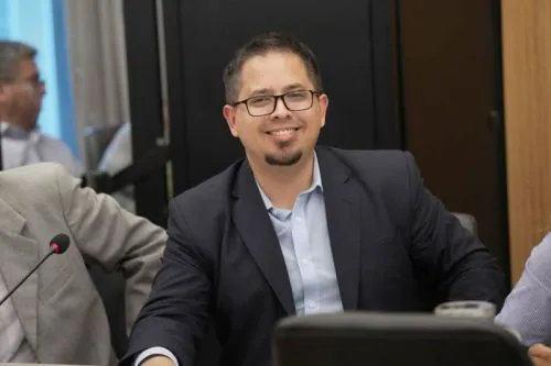 202502030256154322fc86f2c77985e6428bf6700b8452_min