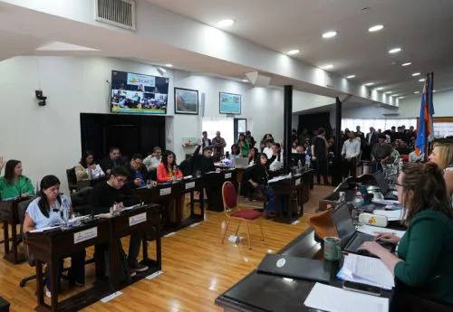 202511061020368ae83f414c789cff7dec1ae71af42b1f_min