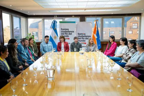 2025082609201028dd245846e6368dc23f379a72567f7e_min