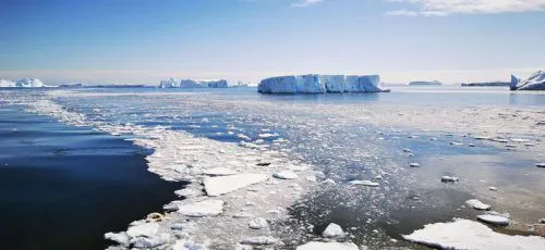 2025111110425602f46cb26727ef00b4ddde23e0b006a8_min