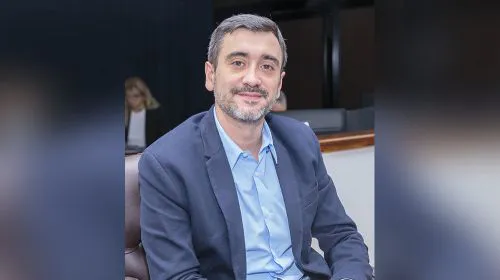 2025081209313257538e2d62a6aa39a9c7c584501f979e_min