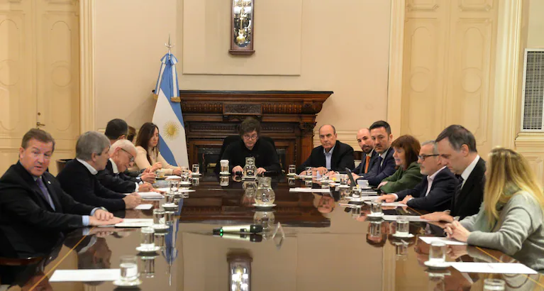 el-gobierno-prepara-una-reforma-migratoria-con-mayores-controles-y-restricciones-al-acceso-a-la-residencia-foto-presidencia-4EM6REINNVDO5CTUYQ3AYAKFYM