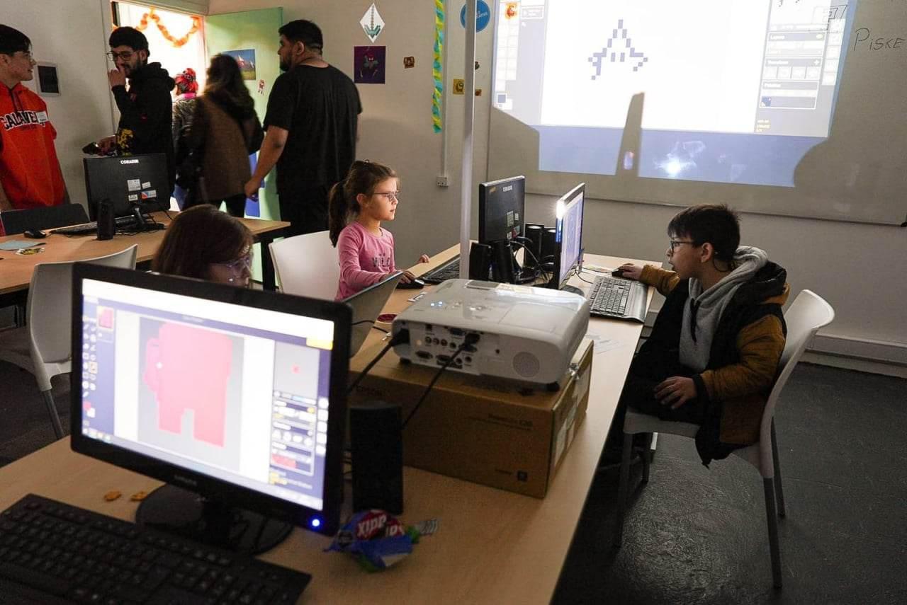 348358928_969358581045326_2855756364272055249_n