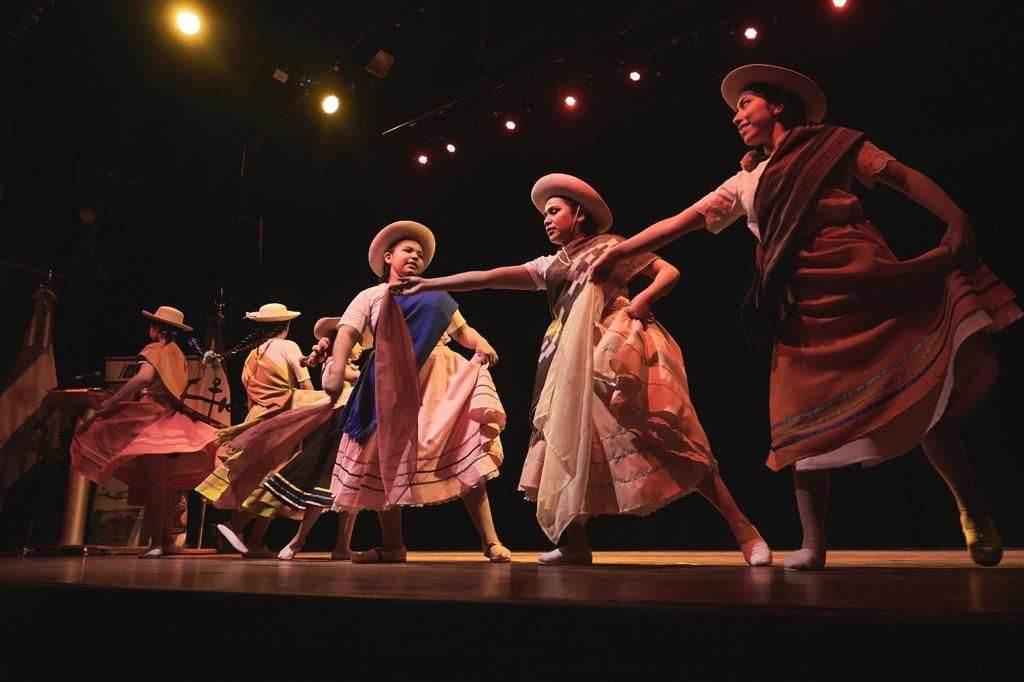 353017868_969190227852692_3360289404572177571_n