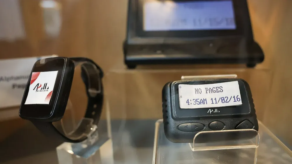 beepers-apollo-explosion