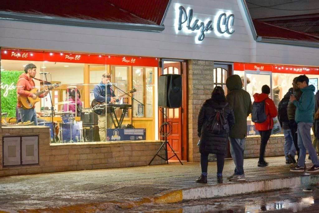 353922847_159415520368330_8986137730761784088_n