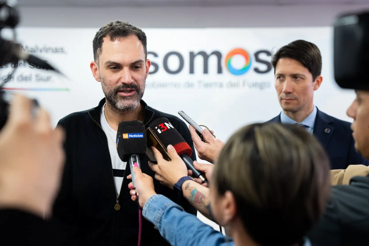 photo_5109492897660210150_y