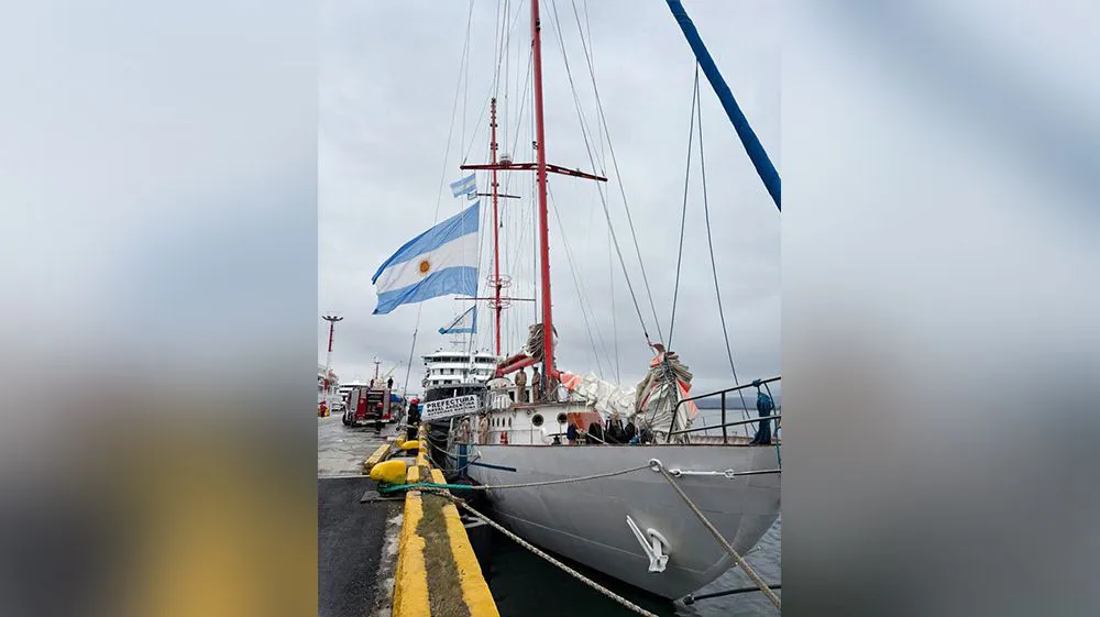 20251118091104bf1cf7687a5ba53a78af9ef90bf17c6a