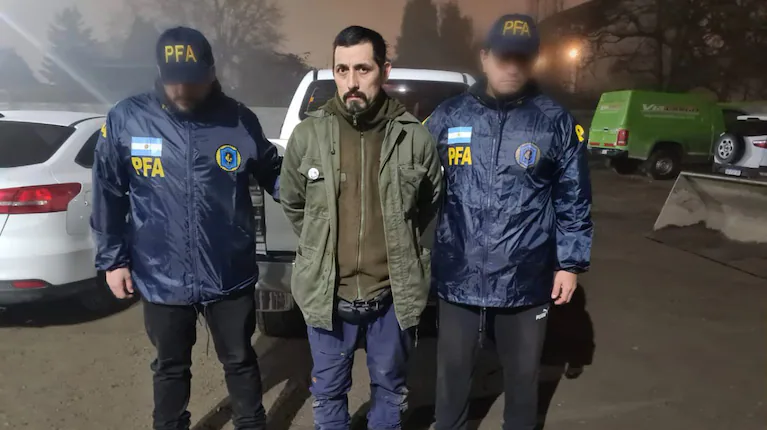 facundo-jones-huala-lider-de-la-ram-fue-detenido-en-bariloche-tras-ser-denunciado-por-el-ministerio-de-seguridad-foto-xpatobullrich-MHXYAHVODBBE5EZHCDSBGRBCLI