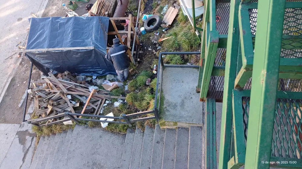 multimedia.grande.8aa3e6de65bf50ed.Z3JhbmRlLndlYnA=