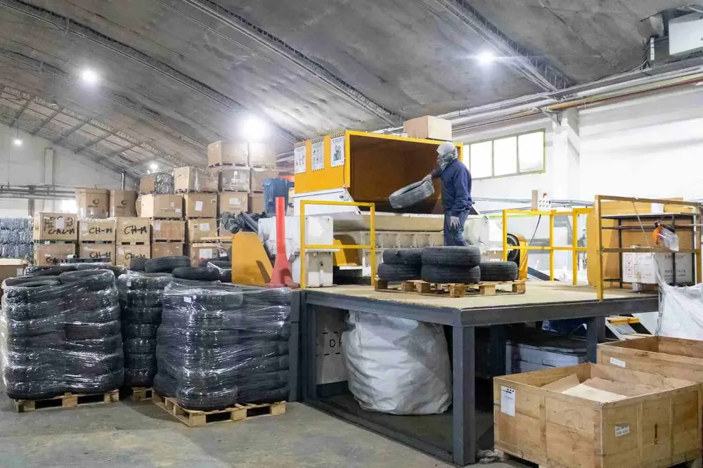 photo_5087324552810924890_w-2