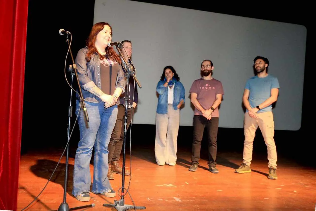 photo_5098577019234093863_y-1