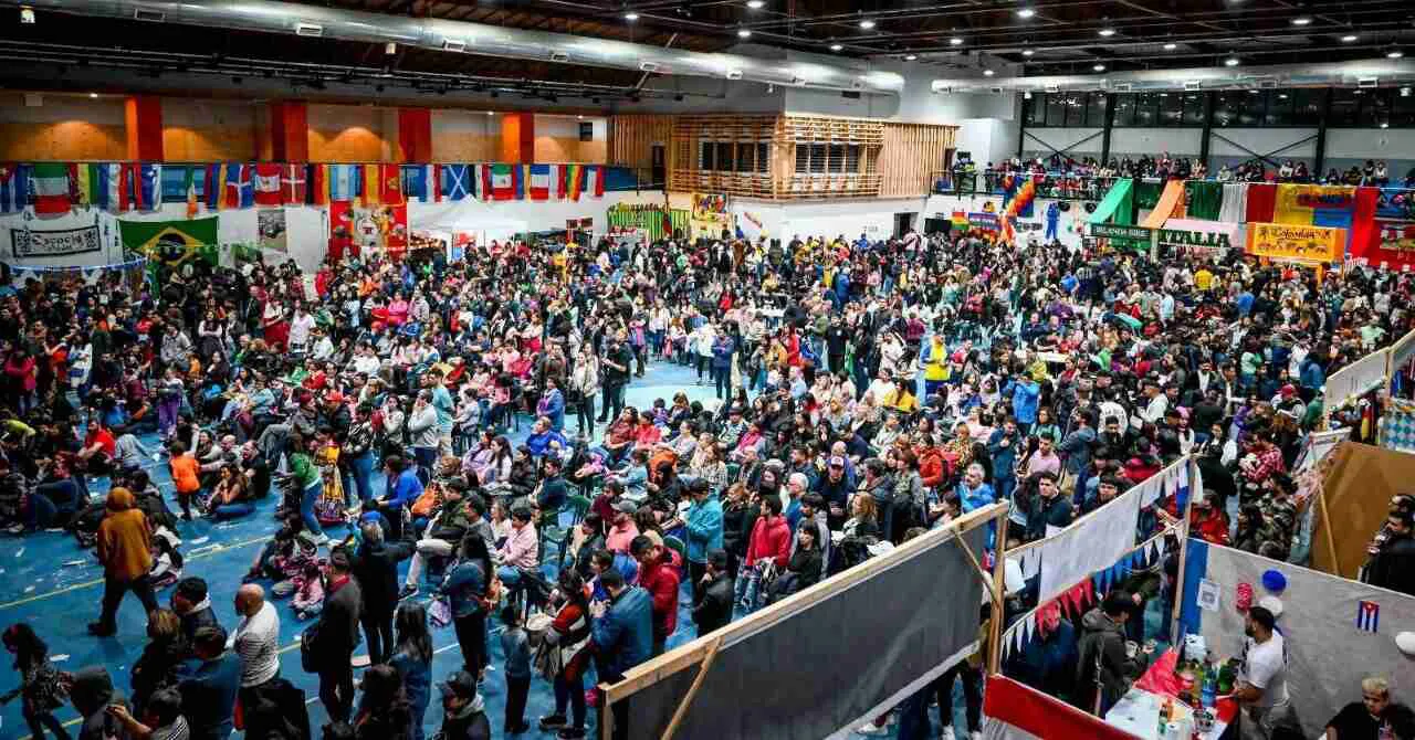 photo_5112088827429760836_y-1