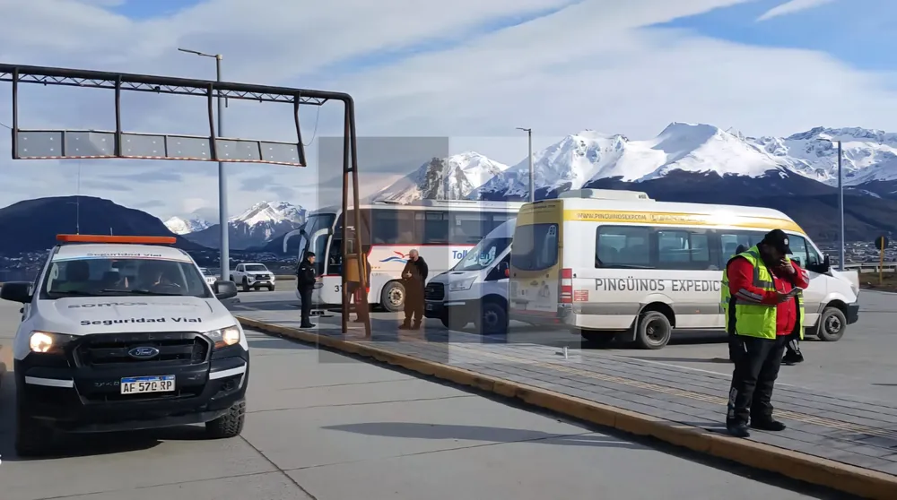 photo_1757587943870-2048x1142