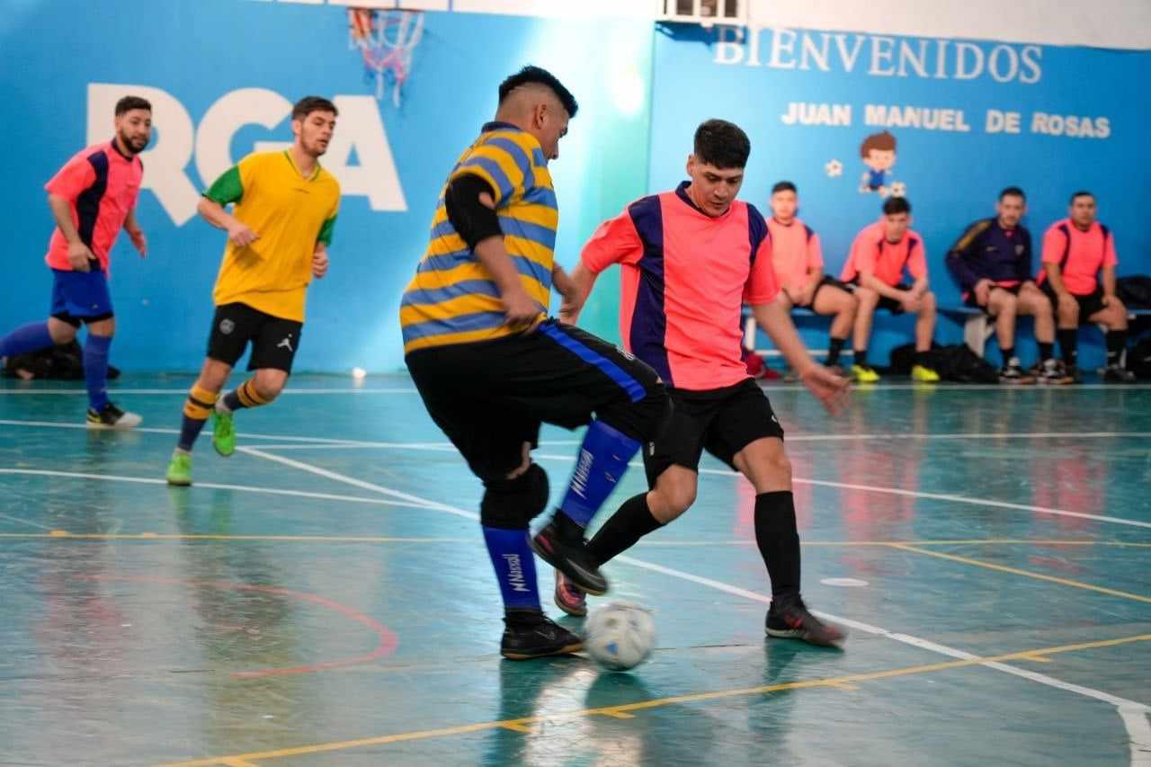 375702323_232444676438799_6455598133589699311_n