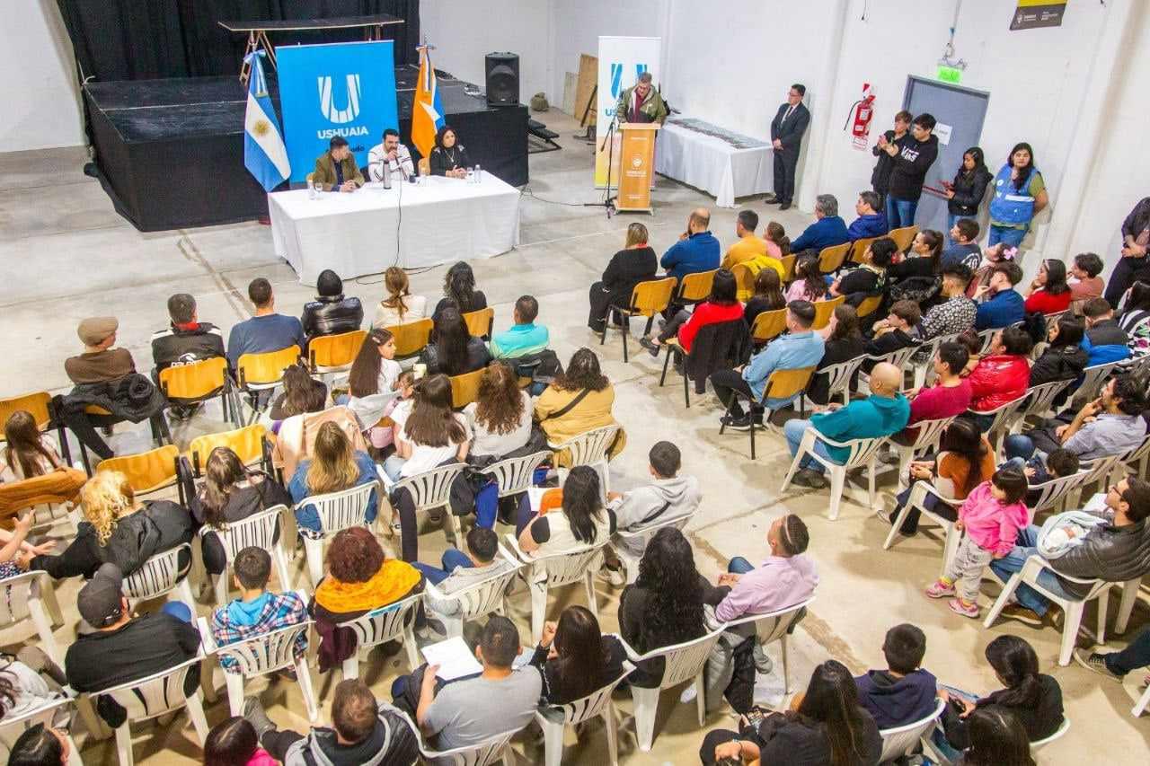 403416577_878445320649952_1231181664576247293_n