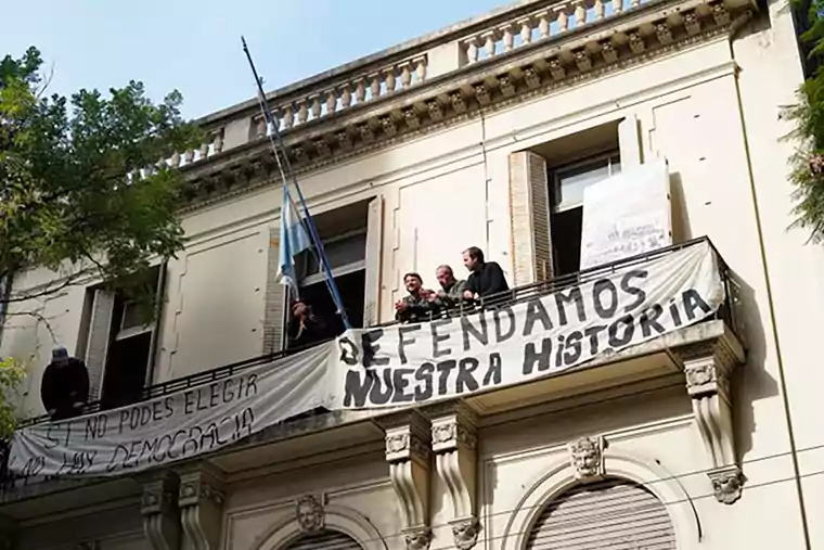 qpe5guccfrak3cptzymltyvoqu_760_507-1