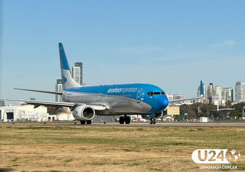 multimedia.normal.9385bd84c9bc5431.YWVyb2xpbmVhcyAxMDAwX25vcm1hbC5qcGc=