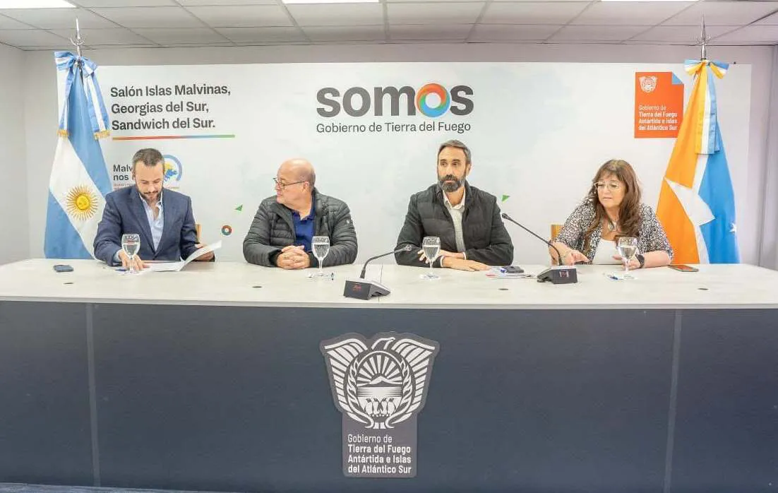 photo_5132349077226982296_y-1